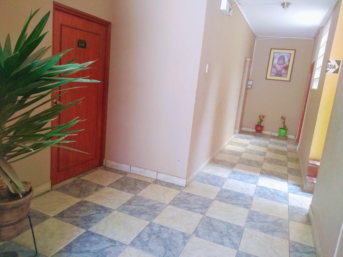 Casa Blanca Hospedaje Huamancaca Zewnętrze zdjęcie