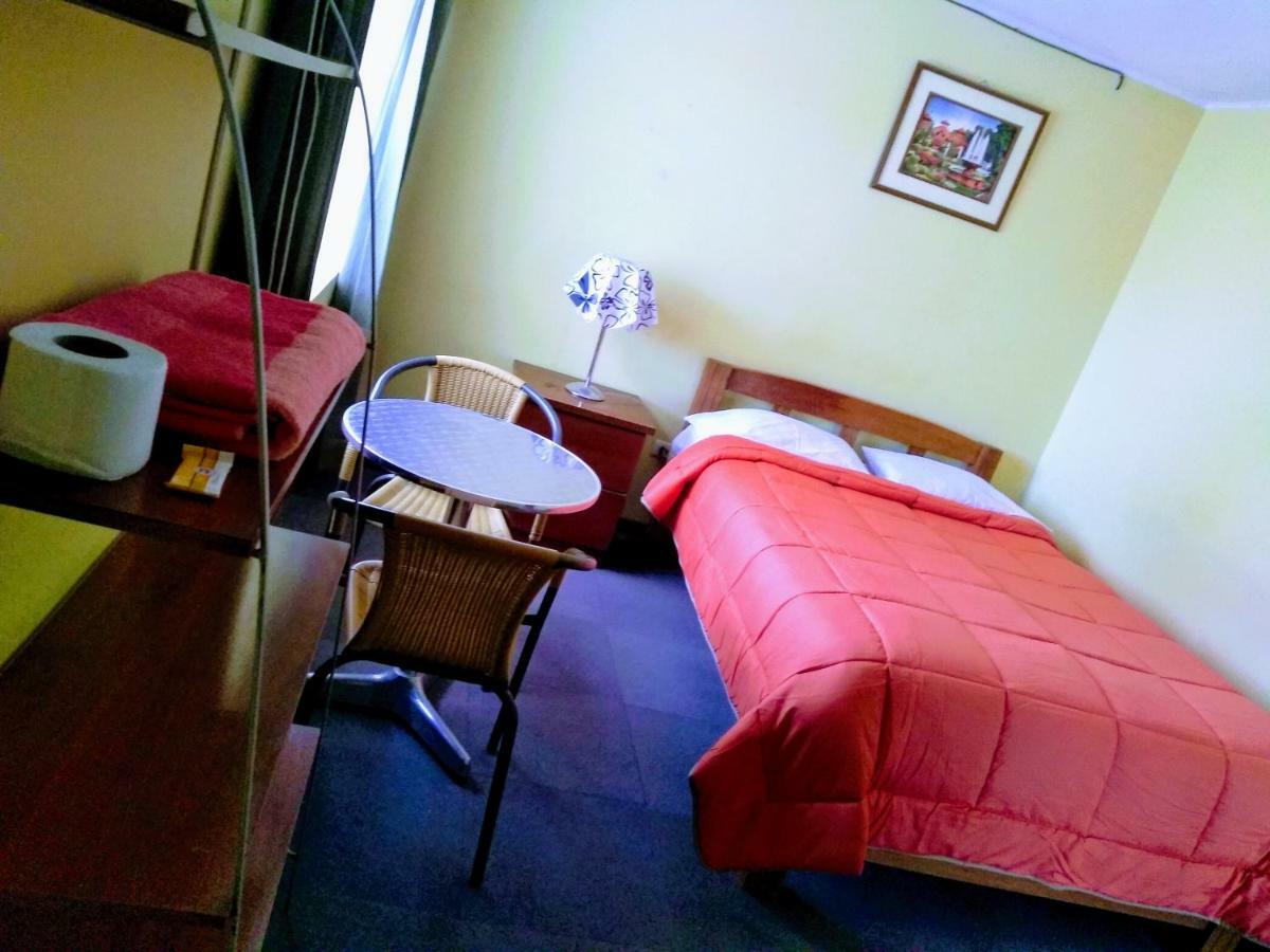 Casa Blanca Hospedaje Huamancaca Pokój zdjęcie